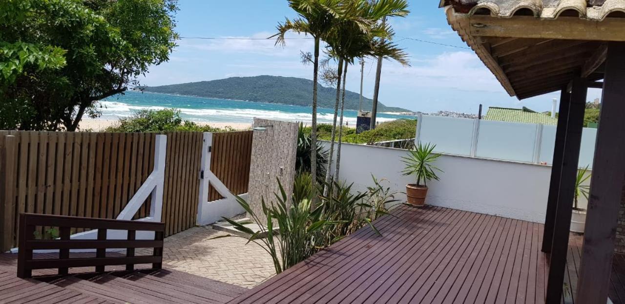 Apartamento Ilha Dos Patos Ingleses Na Beira Do Mar フロリアノポリス エクステリア 写真
