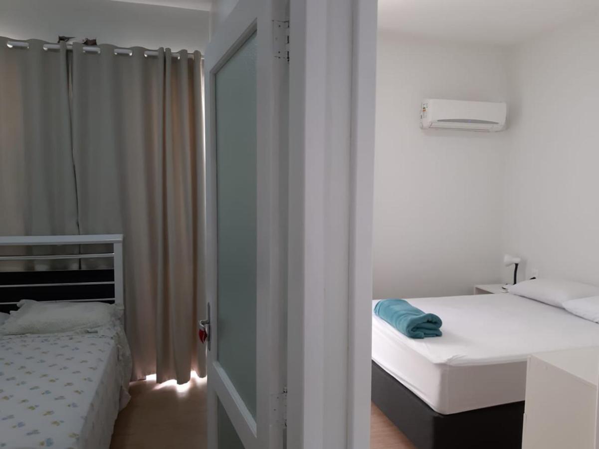 Apartamento Ilha Dos Patos Ingleses Na Beira Do Mar フロリアノポリス エクステリア 写真
