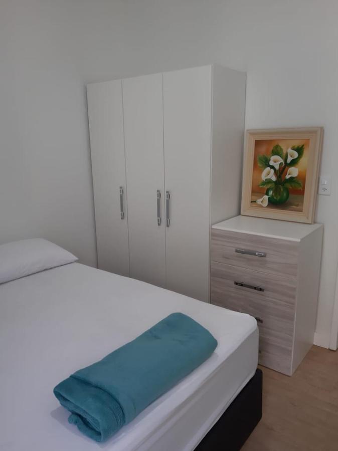 Apartamento Ilha Dos Patos Ingleses Na Beira Do Mar フロリアノポリス エクステリア 写真